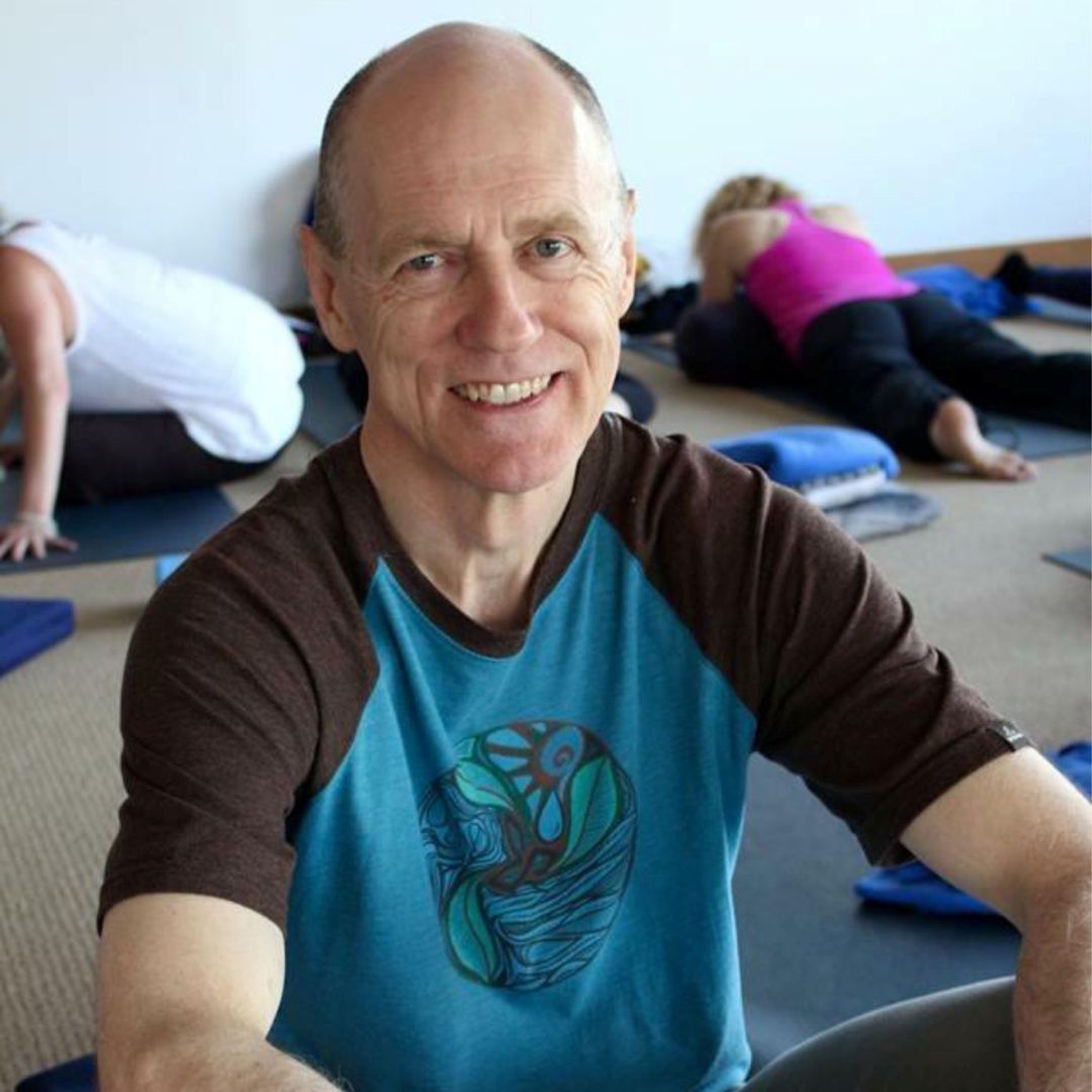 Bernie Clark entrevistado para Yoga Journal